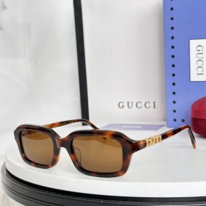 $55.00,Gucci Sunglasses # 303104