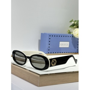 $55.00,Gucci Sunglasses # 303109