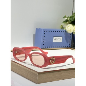 $55.00,Gucci Sunglasses # 303114