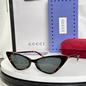 $55.00,Gucci Sunglasses # 303116