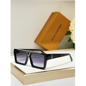 $55.00,Louis Vuitton Sunglasses # 303336