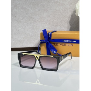 $55.00,Louis Vuitton Sunglasses # 303375