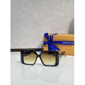 $55.00,Louis Vuitton Sunglasses # 303382