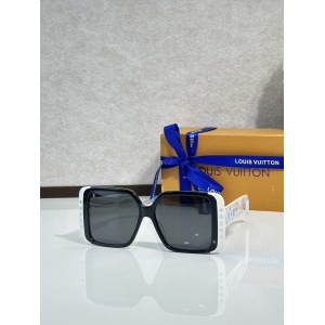 $55.00,Louis Vuitton Sunglasses # 303384