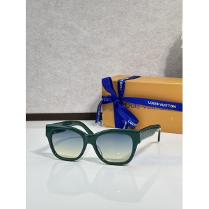 $55.00,Louis Vuitton Sunglasses # 303398