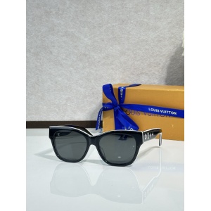 $55.00,Louis Vuitton Sunglasses # 303400