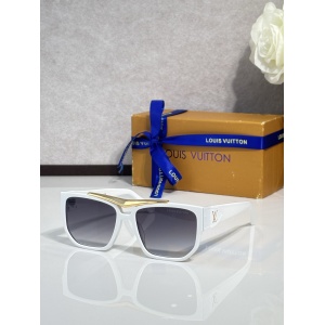 $55.00,Louis Vuitton Sunglasses # 303405