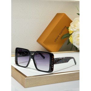 $55.00,Louis Vuitton Sunglasses # 303411