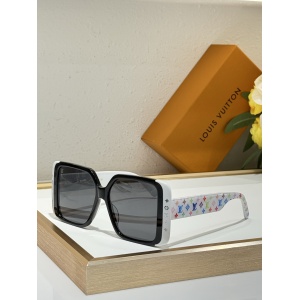 $55.00,Louis Vuitton Sunglasses # 303415