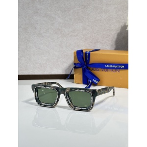 $55.00,Louis Vuitton Sunglasses # 303484