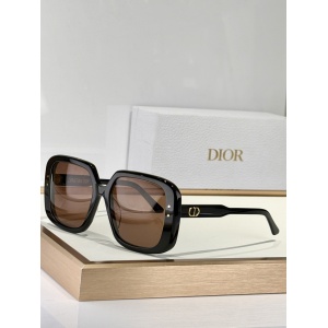 $55.00,Dior Sunglasses # 303671