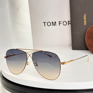 $55.00,Tom Ford Sunglasses # 303679