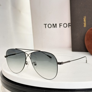 $55.00,Tom Ford Sunglasses # 303680