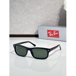 $55.00,Ray Ban Sunglasses # 303811