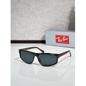 $55.00,Ray Ban Sunglasses # 303820