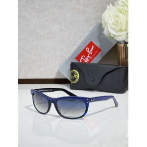 $55.00,Ray Ban Sunglasses # 303826