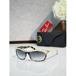 $55.00,Ray BanSunglasses # 303832