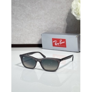 $55.00,Ray Ban Sunglasses # 303844