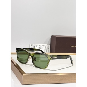 $55.00,Tom Ford Sunglasses # 304053
