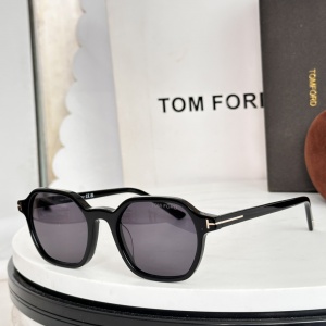$55.00,Tom Ford Sunglasses # 304059