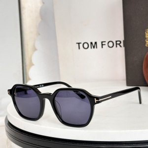 $55.00,Tom Ford Sunglasses # 304062