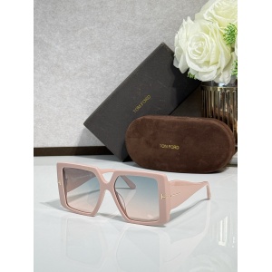 $55.00,Tom Ford Sunglasses # 304069