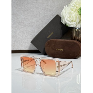 $55.00,Tom Ford Sunglasses # 304070