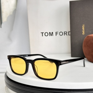 $55.00,Tom Ford Sunglasses # 304091