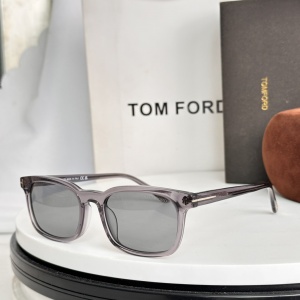 $55.00,Tom Ford Sunglasses # 304092