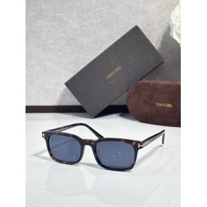 $55.00,Tom Ford Sunglasses # 304094