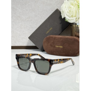 $55.00,Tom Ford Sunglasses # 304107