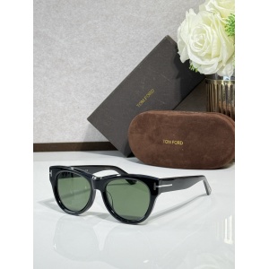 $55.00,Tom Ford Sunglasses # 304114