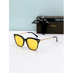 $55.00,Tom Ford Sunglasses # 304132