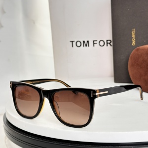 $55.00,Tom Ford Sunglasses # 304139