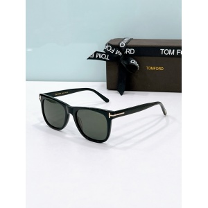 $55.00,Tom Ford Sunglasses # 304144