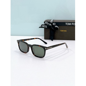 $55.00,Tom Ford Sunglasses # 304162