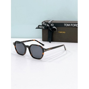 $55.00,Tom Ford Sunglasses # 304164