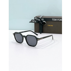 $55.00,Tom Ford Sunglasses # 304166