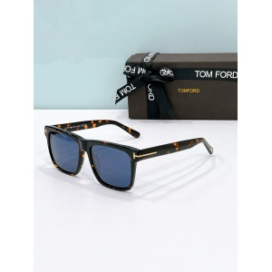 $55.00,Tom Ford Sunglasses # 304188