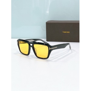 $55.00,Tom Ford Sunglasses # 304196