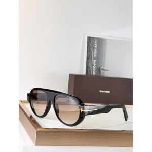$55.00,Tom Ford Sunglasses # 304207