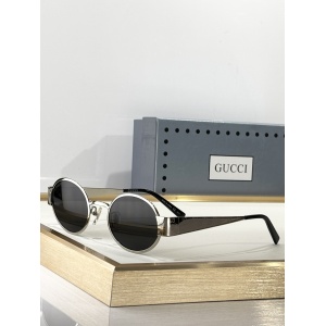 $55.00,Gucci Sunglasses # 304211