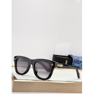 $55.00,Chrome Hearts Sunglasses # 304216