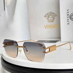 $55.00,Versace Sunglasses # 304258