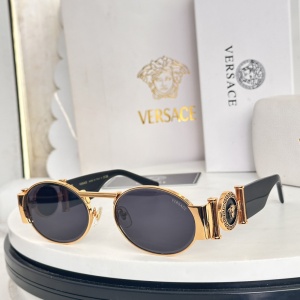 $55.00,Versace Sunglasses # 304280