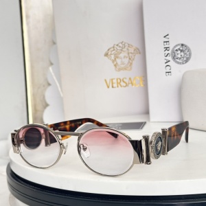 $55.00,Versace Sunglasses # 304281