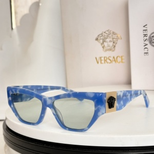 $55.00,Versace Sunglasses # 304288