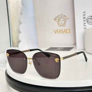 $55.00,Versace Sunglasses # 304365