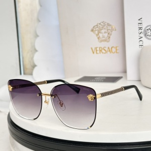 $55.00,Versace Sunglasses # 304368