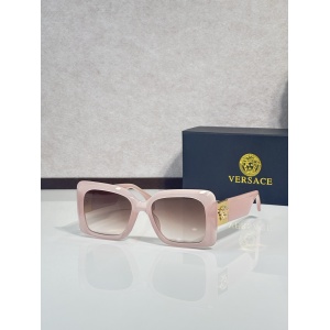 $55.00,Versace Sunglasses # 304386